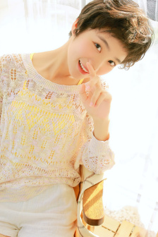 美女露0的奶头无档